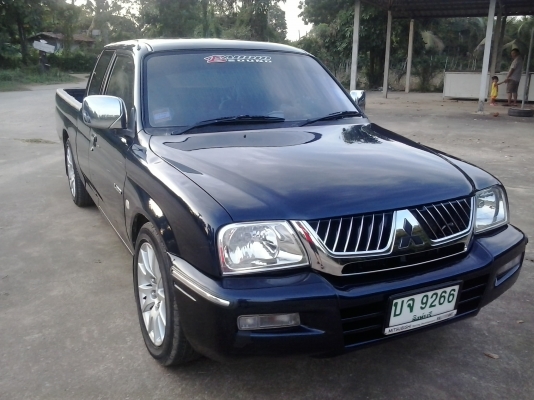 สตราด้า รถสวย แต่งครบ