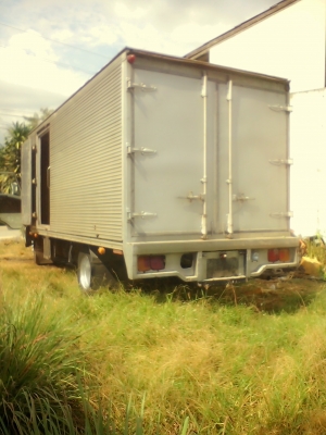 ฮีโน่ยาว 5.50 เมตรรถแท้ห้างหัวเครื่่องครัชซีเดิมๆwo4d117ตู้แสตนเลส 3 บานสวยจัดพร้อมลุยเอกสารพร้อมโอน