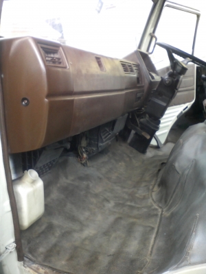 ฮีโน่ยาว 5.50 เมตรรถแท้ห้างหัวเครื่่องครัชซีเดิมๆwo4d117ตู้แสตนเลส 3 บานสวยจัดพร้อมลุยเอกสารพร้อมโอน