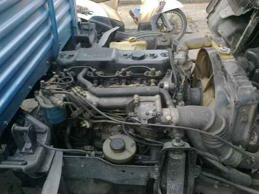 Isuzu NKR 4 ล้อกลาง สภาพสวยพร้อมใช้งาน Isuzu NKR 4 ล้อกลาง สภาพสวยพร้อมใช้งาน