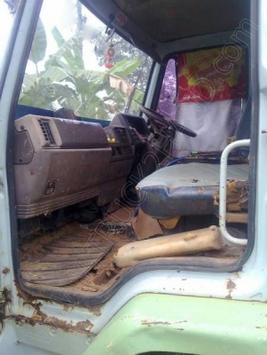 รถบรรทุก 6 ล้อดั๊มพ์ ยี่ห้อ ISUZU รถรุ่น FSR11F เครื่อง 145 แรงม้า