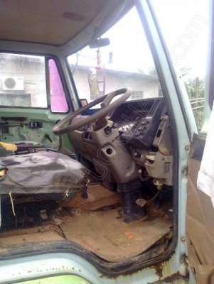 รถบรรทุก 6 ล้อดั๊มพ์ ยี่ห้อ ISUZU รถรุ่น FSR11F เครื่อง 145 แรงม้า