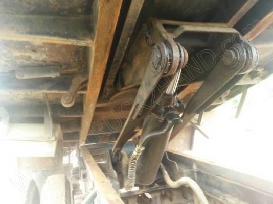 รถบรรทุก 6 ล้อดั๊มพ์ ยี่ห้อ ISUZU รถรุ่น FSR11F เครื่อง 145 แรงม้า