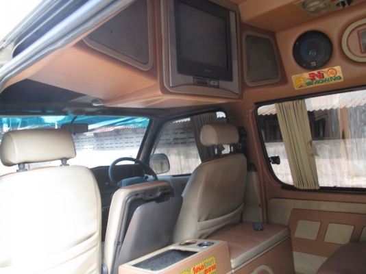 ขาย Toyota Commuter รถตู้หลังคาสูง 2.8 VIP ปี94.