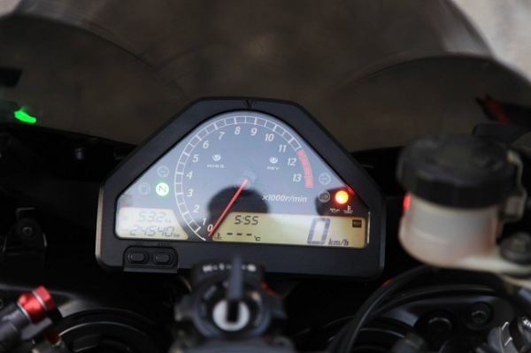 ขาย CBR 1000RR ทบแท้ หล่อๆสักคัน