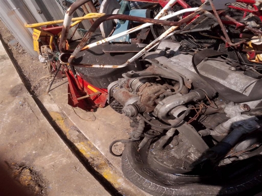 ขายพรวนดิน ไม่มีเครื่อง ครับ ราคาไม่เเพง ตัวละ 2,000 บาท