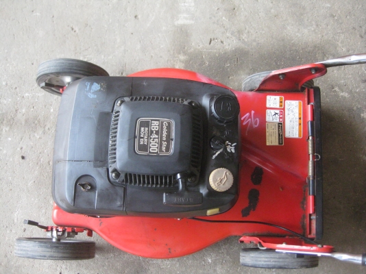 ขายรถตัดหญ้า GOLDEN STAR RB4500 พร้อมใช้ ขายรถตัดหญ้า GOLDEN STAR RB4500 พร้อมใช้