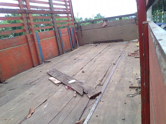 สิบล้อ HINO FL17 เครื่องดี คัสซีสวย เครื่ิอง 185 แรงม้า รุ่นพิเศษคัสซีใหญ่ เจ้าอินทรีย์ ราคาต่อรองได้