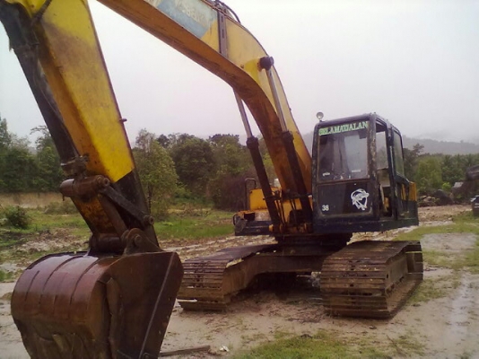 รถขุดSK200-2 M.2 พร้อมใช้ สภาพดีใช้ได้ ช่วงล่างยังสวย