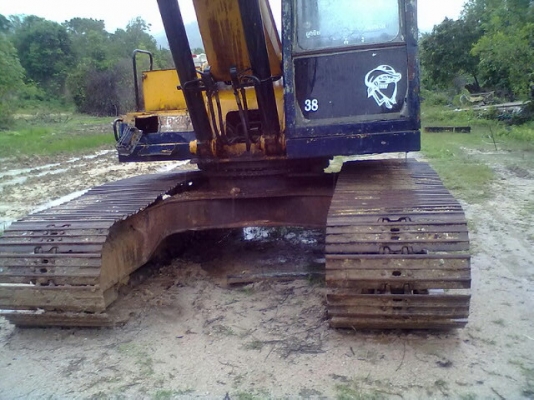 รถขุดSK200-2 M.2 พร้อมใช้ สภาพดีใช้ได้ ช่วงล่างยังสวย