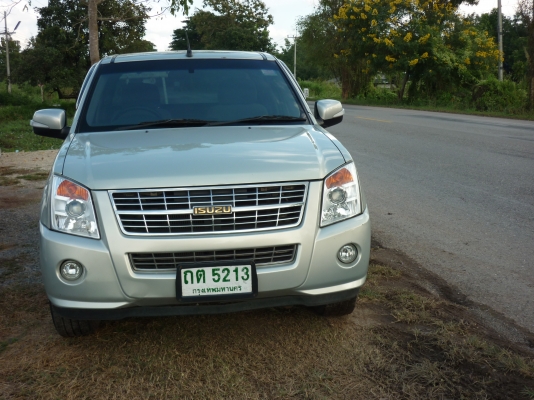 ขายรถ isuzu  ปี2551