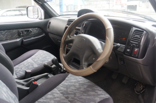 MITSUBISHI GRANDIS 4WD ปี 2001 ธรรมดา โฟร์ aribag+abs เครื่อง+ช่วงล่างสมบูรณ์ รถไม่มีอุบัติเหตุหนัก สีสวย รถพร้อมใช้งาน จัดไฟแนนได้ ฟรีดาวน์ MITSUBISHI GRANDIS 4WD ปี 2001 ธรรมดา โฟร์ aribag+abs เครื่อง+ช่วงล่างสมบูรณ์ รถไม่มีอุบัติเหตุหนัก สีสวย รถพร้อมใช้งาน จัดไฟแนนได้ ฟรีดาวน์