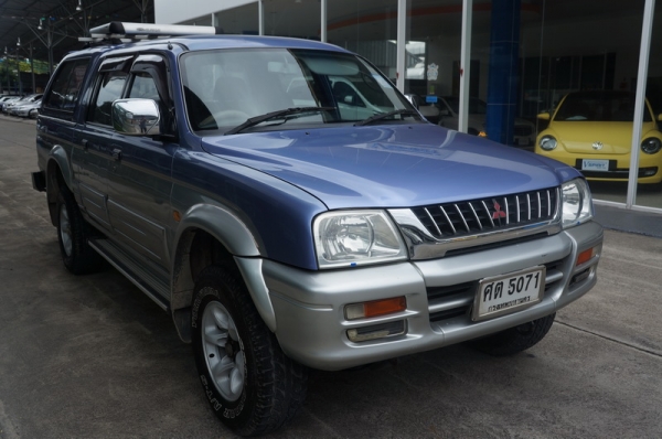 MITSUBISHI GRANDIS 4WD ปี 2001 ธรรมดา โฟร์ aribag+abs เครื่อง+ช่วงล่างสมบูรณ์ รถไม่มีอุบัติเหตุหนัก สีสวย รถพร้อมใช้งาน จัดไฟแนนได้ ฟรีดาวน์