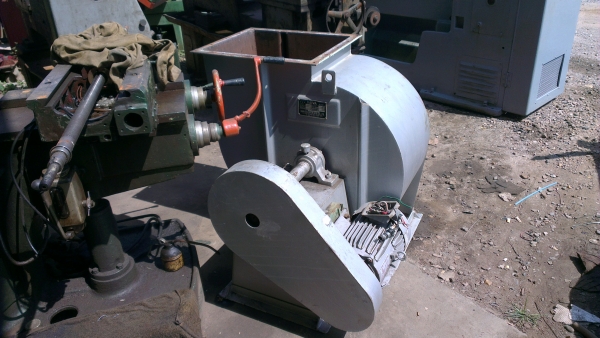 Sell> โบลว์เวอร์มือสอง Fan Blower ของญี่ปุ่น ยี่ห้อ DAIWA Japan ครับ