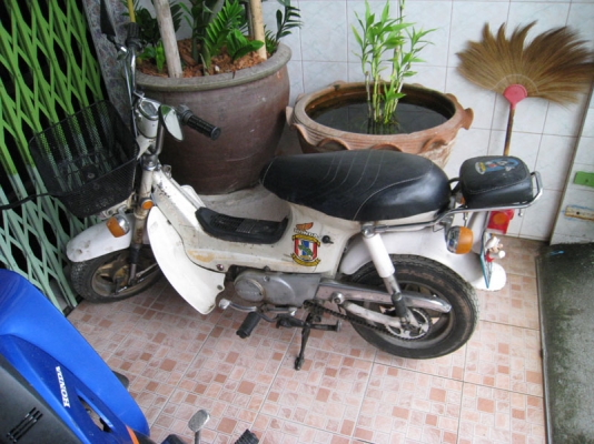 ขาย ชาลีไฟล่าง...ทะเบียนเเท้ ภาษีขาด 2ปี ชุดโอนหมดอายุเเล้ว