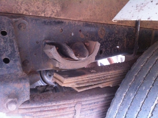 NPR 130 turbo ปี 49 เล่มพร้อมโอน NPR 130 turbo ปี 49 เล่มพร้อมโอน