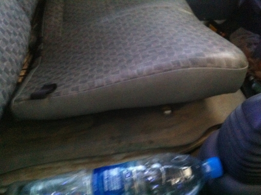 NPR 130 turbo ปี 49 เล่มพร้อมโอน NPR 130 turbo ปี 49 เล่มพร้อมโอน