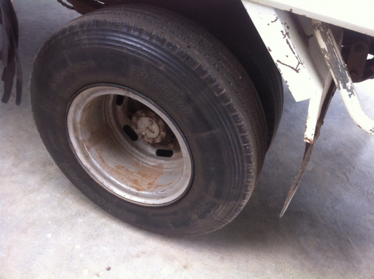 NPR 130 turbo ปี 49 เล่มพร้อมโอน NPR 130 turbo ปี 49 เล่มพร้อมโอน