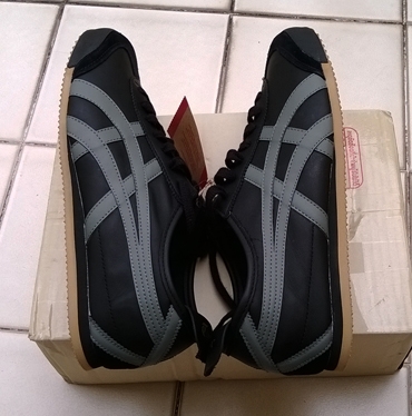 Onitsuka Tiger Mexico 66 สี Black /Grey /Gold  ของแท้ **