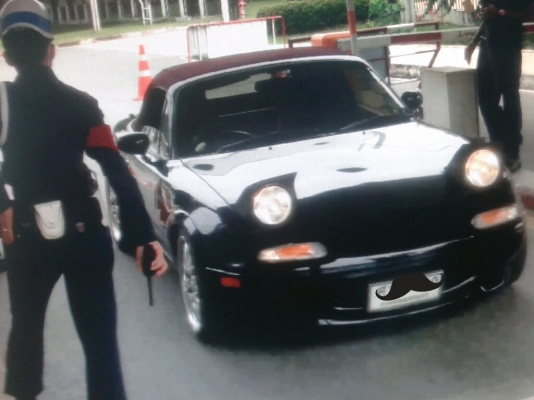 mazda mx5 na โทรมาคุยรายละเอียดกัน รถสวยๆจบๆ สมบูรณ์