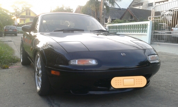 mazda mx5 na โทรมาคุยรายละเอียดกัน รถสวยๆจบๆ สมบูรณ์