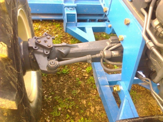 ขายรถไถฟอร์ด 6610 4*4 คานหน้าคาลาโล่ 780000