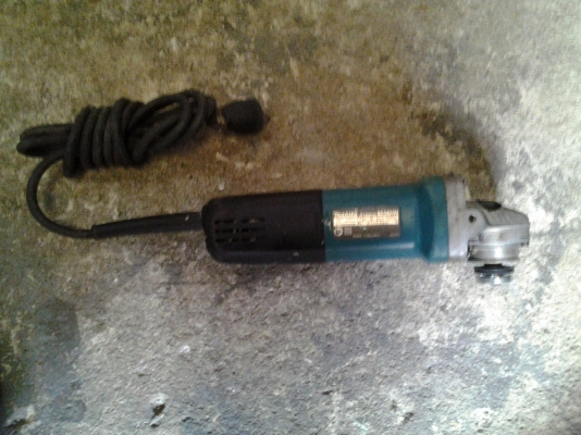 ขาย !! เจีย 4" 9556 , 9553 makita ของแท้