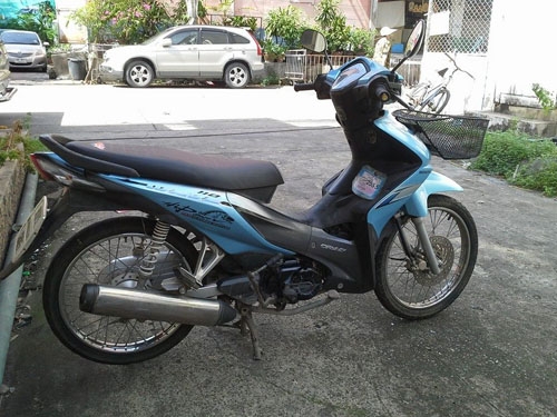 wave 110 I ปี 53 หลุดจำนำ ไม่มีเล่ม โอนไม่ได้ แต่มีสัญญาซื้อขายให้ สำเนาหน้าเล่ม ต่อภาษี พรบ.ได้ปกติจ้า ใช้ตจว.คุ้มๆๆๆ  14,000 รวมส่งฟรีทั่วประเทศจ้า