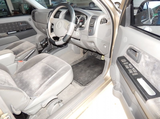 ISUZU D-MAX CAB-4 SLX 3.0 AT ปี 2004 ISUZU D-MAX CAB-4 SLX 3.0 AT ปี 2004