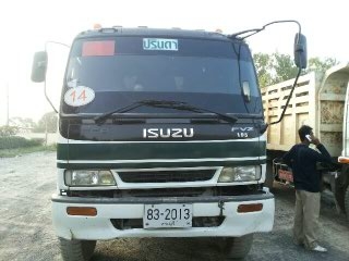 สิบล้อ 2เพลาดั้ม ISUZU DEGA 2 195 HP