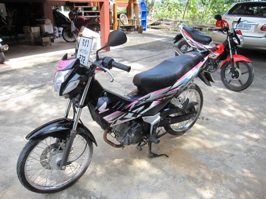 ขายแล้วครับ ขอบคุณ truck2hand ครับ ขายรถฮอนด้า โซนิค ตัวใหม่ สีดำ