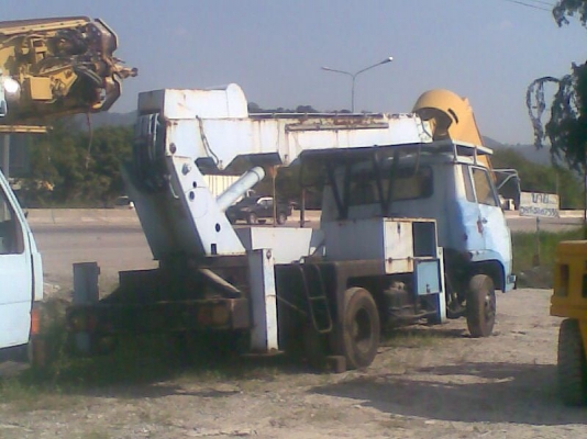 ขายรถกระเช้า6ล้อ180000บาท