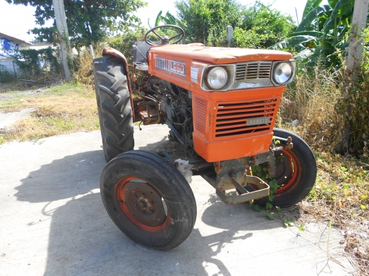 ขายแทรกเตอร์ รุ่นL280 ตามสภาพ ถูกๆ