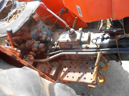 ขายแทรกเตอร์ รุ่นL280 ตามสภาพ ถูกๆ