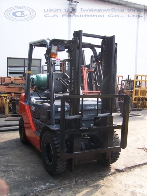 ขาย รถโฟล์คลิฟท์ TOYOTA รุ่น 8FG-25