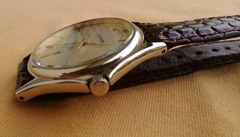 BUCHERER Quartz  ขนาด38มม.(รวมเม็ด) สภาพ90\% เรือน stainless