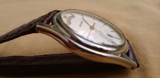BUCHERER Quartz  ขนาด38มม.(รวมเม็ด) สภาพ90\% เรือน stainless