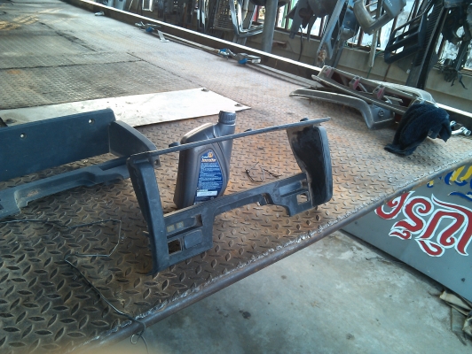 ครอบเรือนไมล์ นิสสัน big m จอเหลี่ยม