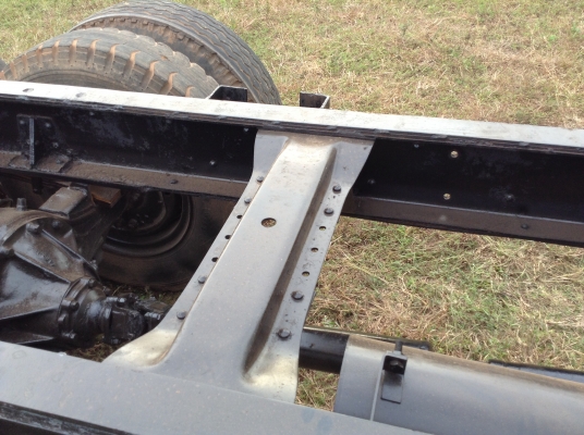 ขาย 10 ล้อหัวยาวเพลาเดียว สำหรับทำเทเลอร์ คัสซีสวยตลอดเส้น เครื่องเดิม DA120 แน่นมากๆ หัวเก๋งเหล็กเดิมมีประตูปิดสวยไม่ผุ ทะเบียน ม.79 พร้อมแจ้งเกิดทั่วไทย