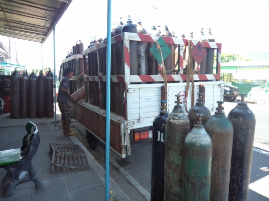 ขาย2850บาท ถังอ็อกซีเจน สภาพดีราคาถูกๆๆหลืออยู่10ถังสุดท้ายคับ