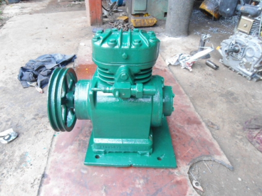 << ขายหัวปั้มลมขนาดใหญ่มากๆ 2 สูบ 5 แรง แรงอัดพอๆกับ 4 สูบ >>