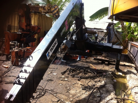 ต้องการขายด่วนมากเครน5ตัน5ปอกซื้อมาได้2เดือนเจ้าของจะเปลี่ยนเป็นเครน8ตันใช้เลยต้องการขายเครน5ตันด่วนมาก