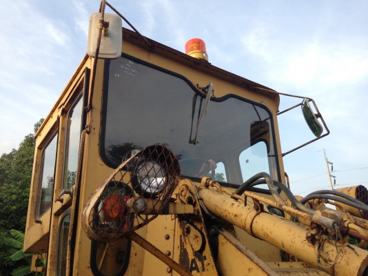 ขายรถตัก CAT-910 รถเก่าญี่ปุ่นแท้ สภาพพร้อมใช้งาน ราคาถูกสุดๆสนใจติดต่อ 081-9485494