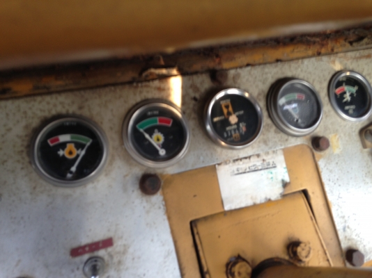 ขายรถตัก CAT-910 รถเก่าญี่ปุ่นแท้ สภาพพร้อมใช้งาน ราคาถูกสุดๆสนใจติดต่อ 081-9485494