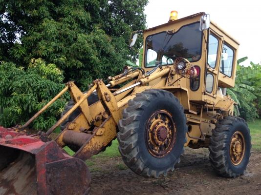 ขายรถตัก CAT-910 รถเก่าญี่ปุ่นแท้ สภาพพร้อมใช้งาน ราคาถูกสุดๆสนใจติดต่อ 081-9485494