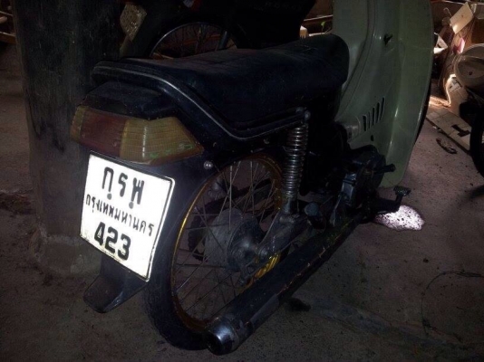 ขาย suzuki rc 100 ทะเบียนพร้อมโอน สภาพเดิมๆเครืองเดิม  ราคา7000บาท โทร0875077464โส กทม