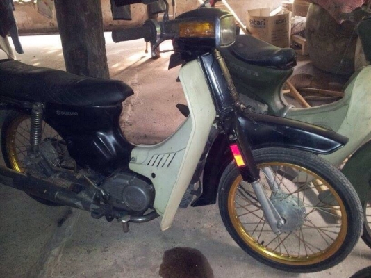 ขาย suzuki rc 100 ทะเบียนพร้อมโอน สภาพเดิมๆเครืองเดิม  ราคา7000บาท โทร0875077464โส กทม