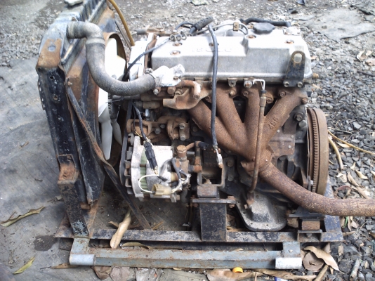 เครื่องอีซูซุ 4FG1 ดีเซล