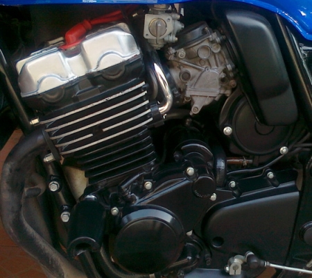 ขาย cb 400 version s  อินวอย สรรพสามิตร