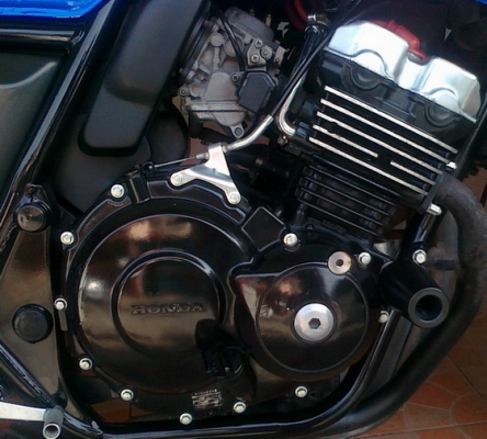 ขาย cb 400 version s  อินวอย สรรพสามิตร